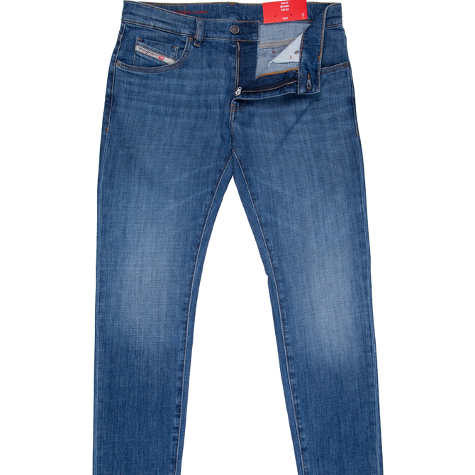 D-Strukt Slim Fit Light Wash Stretch Denim Jeans