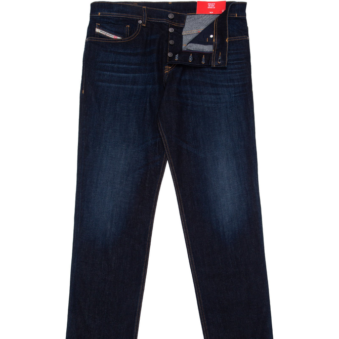 D-Finitive Taper Fit Stretch Denim Jeans